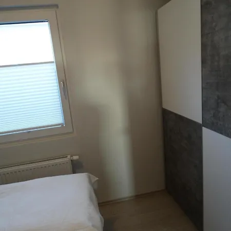 Сasa de vacaciones Schoenes In Mit Garten, Grill Und Terrasse