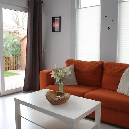 Сasa de vacaciones Schoenes In Mit Garten, Grill Und Terrasse